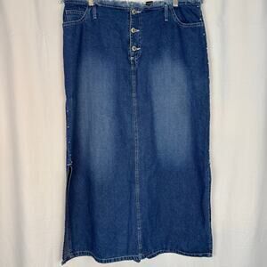 Moments denim maxi skirt, Boho western cowgirl Lagenlook